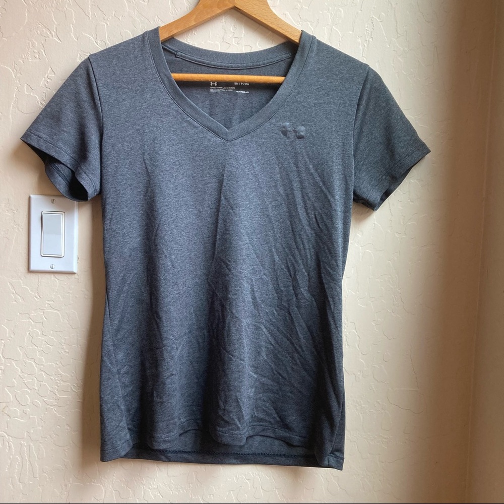 Under Armour Womens Shirt